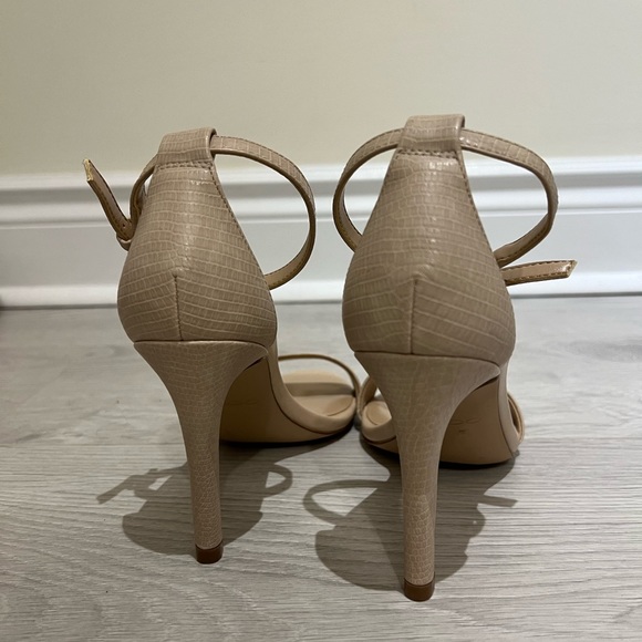 Aldo nude strappy sandal heels - Picture 2 of 5